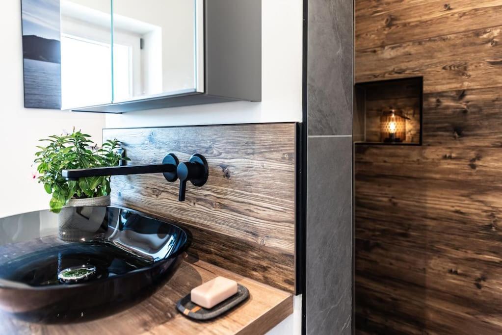 Exklusives Design-Apartment & Sauna Warngau 외부 사진